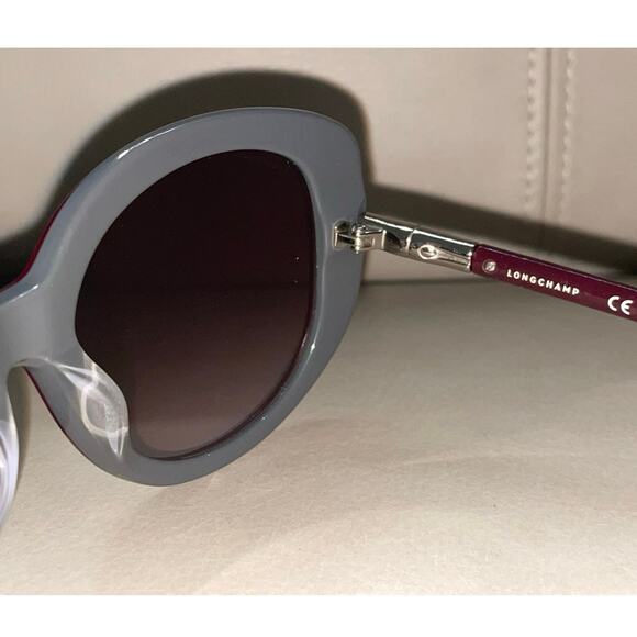 Authentic Designer Longchamp LO601S Two-Tone Retro Butterfly Sunglasses w/ Case main image 4